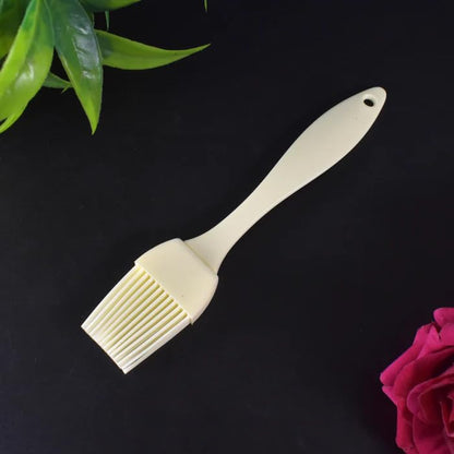 MAPPERZ 1pcs Silicone Brush for Oil, Butter, Cake, Mixer, Grilling, Cooking, Baking Multiple Uses, Heat Resistant Home and Kitchen Accessories (Pack of 1)