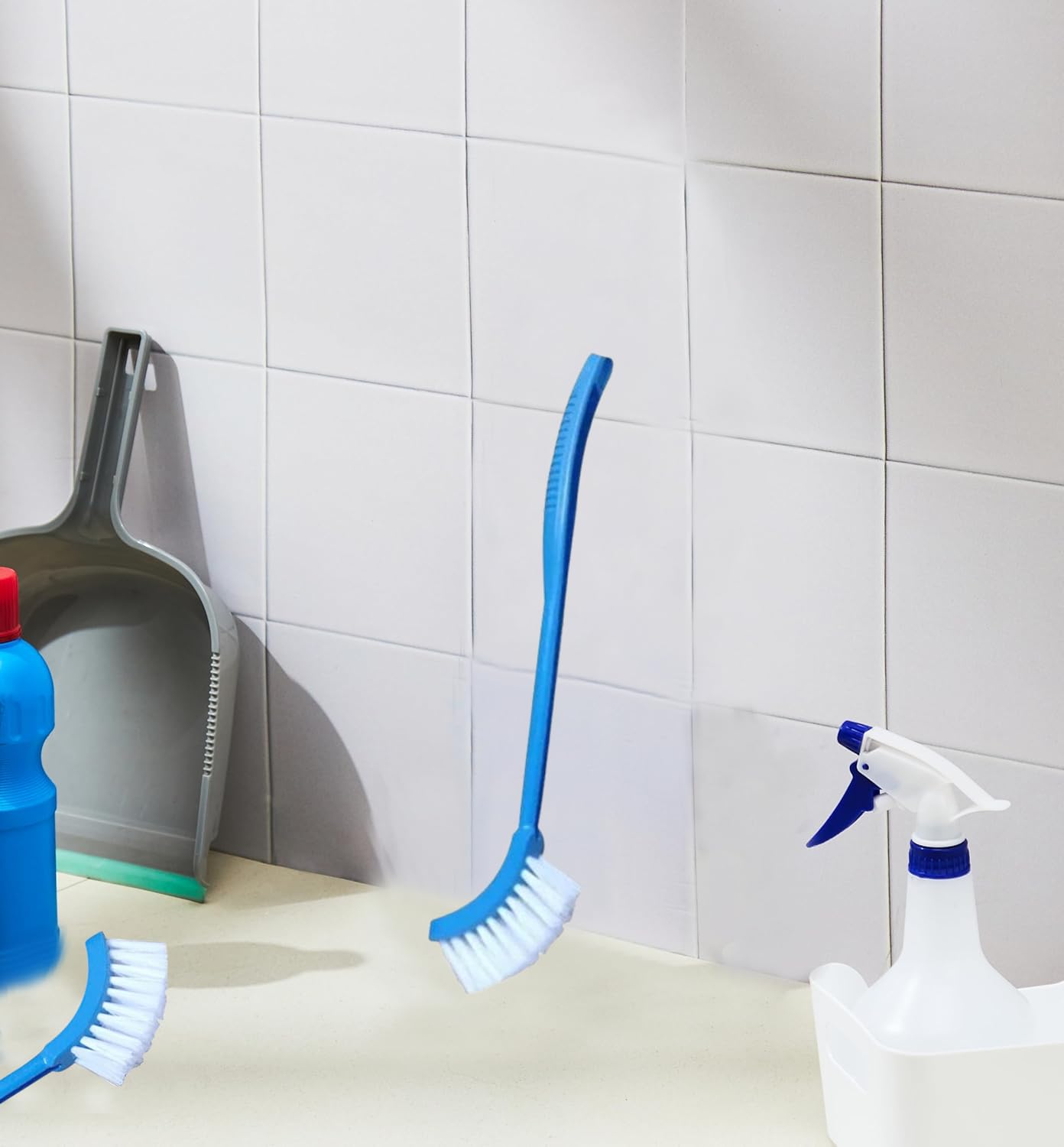 MAPPERZ Single-Sided Bristle PVC Toilet Cleaning Hocky Shape Brush for Effective Scrubbing and Easy Cleaning of Toilets in Home and Commercial- (Multicolor) Set of 1