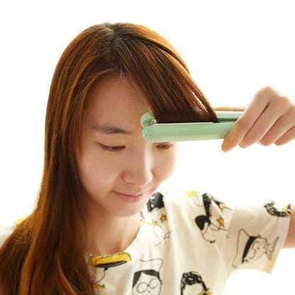 Mapperz Mini Professional Hair Straightener Flat Iron Designed for Girls - Multicolor (Pack of 1)