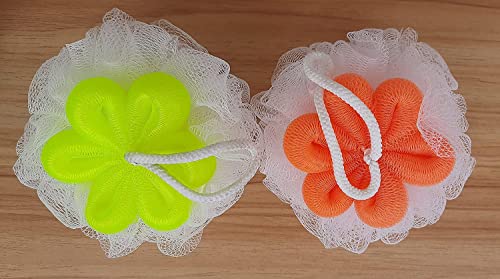 MAPPERZ Bathing Round Loofah for Men and Women/ Bath Loofah Sponge Scrubber Exfoliator for High Lather Cleansing (Random Colors)