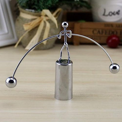 MAPPERZ Innovative Mini Steel Balance Toy Weightlifter Swing Kinetic Art Balance Toy Balancing Decompressive Science Psychology Home Office Decor Desk Decor Toy Table Ornament Gift, Pack of 1